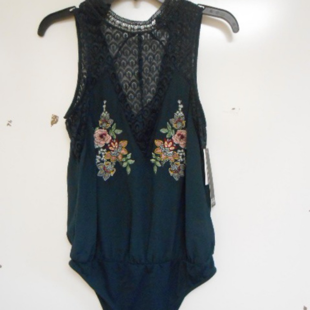 RARE Navy Floral Embroidered & Lace Bodysuit - Picture 2 of 2